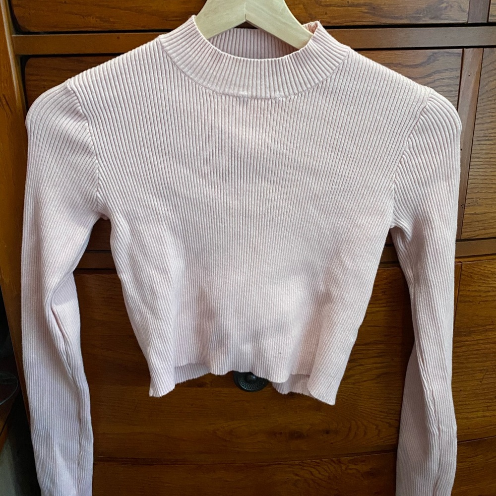 Brandy Melville light pink shirt